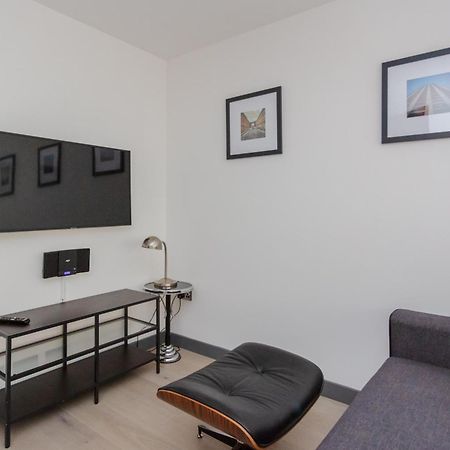 Stylish 1 Bedroom Apartment In Holborn In A Great Location London Eksteriør billede